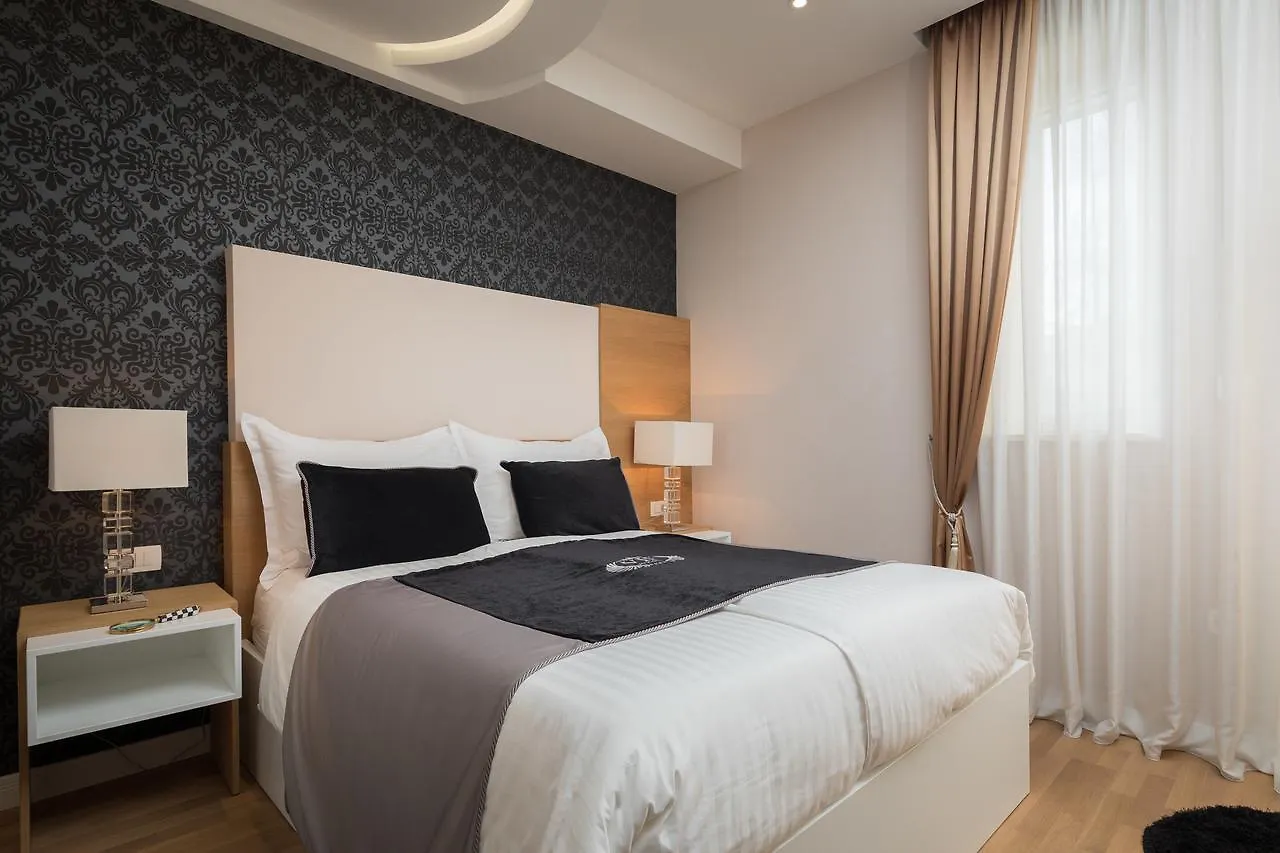 Vip Rooms Split