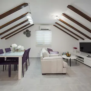 Piccolo Paradiso Apartment