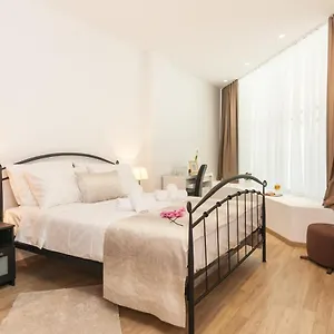 4* Gasthuis Via Domus