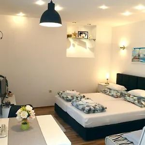 Studio Vinka , Zara Croazia