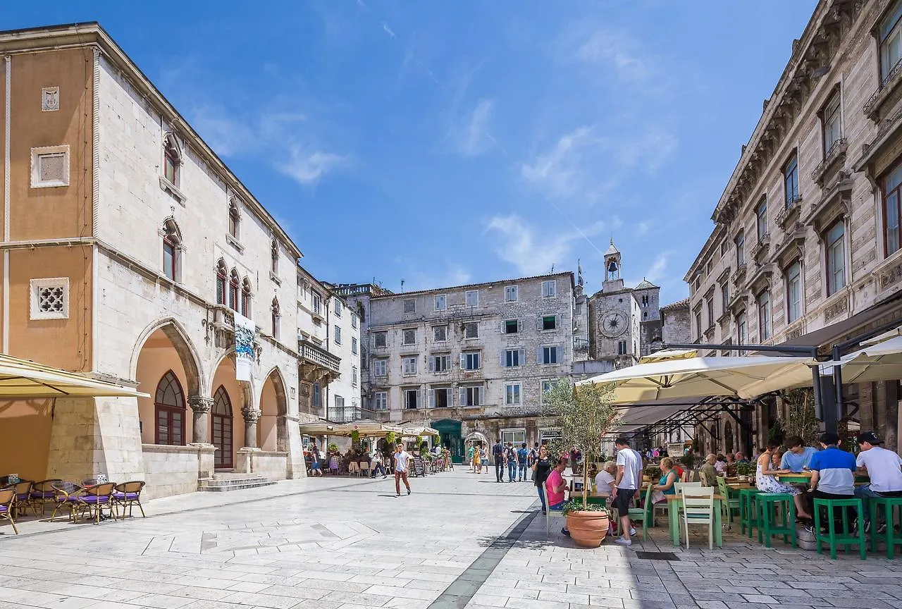 Vip Rooms Split 4*,  Croatie